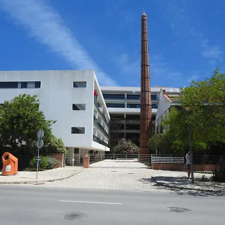 Factory Blue Marina De לאגוּ‏ש